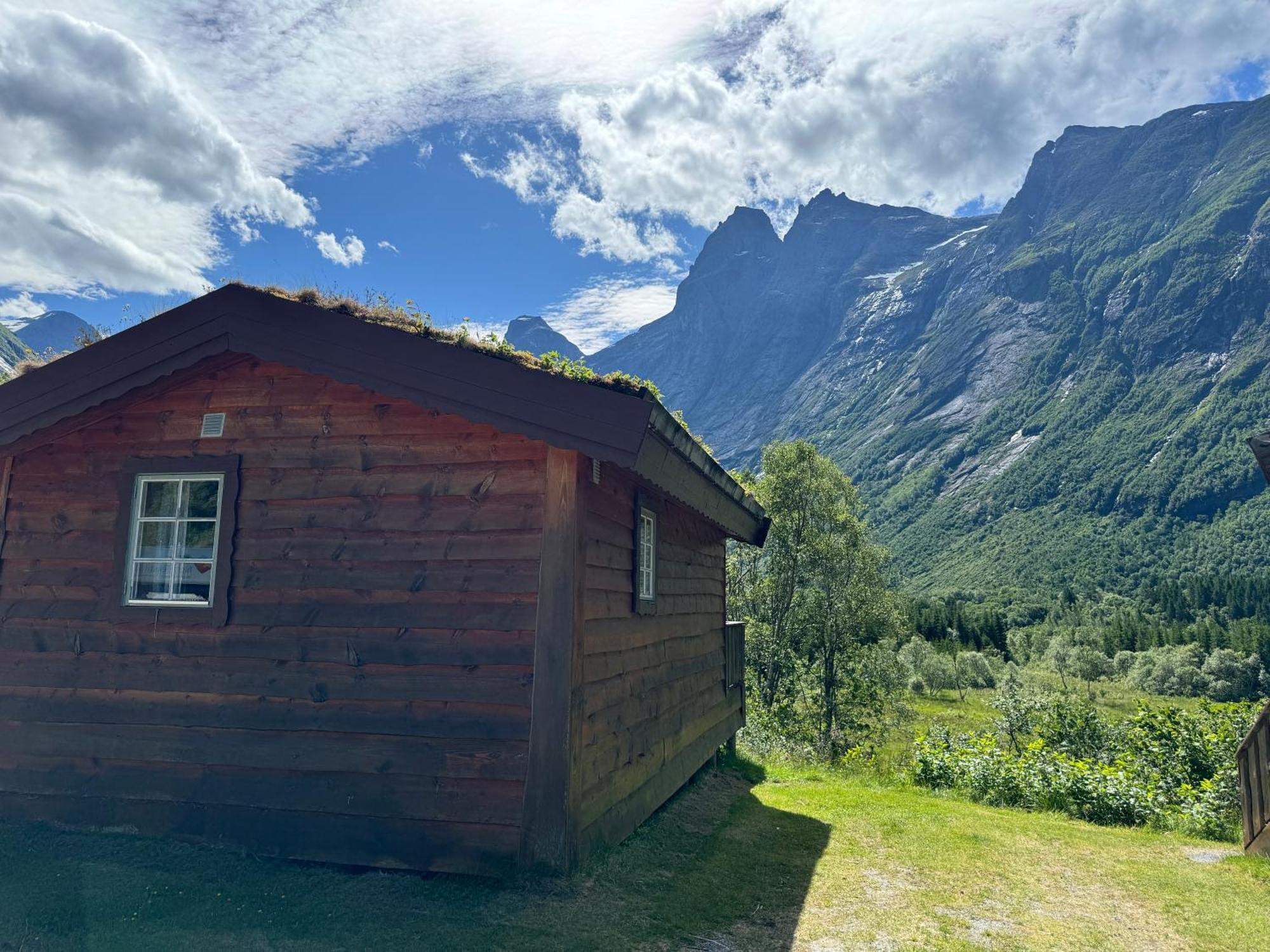 Trollstigen Camping And Gjestegard Åndalsnes Værelse billede