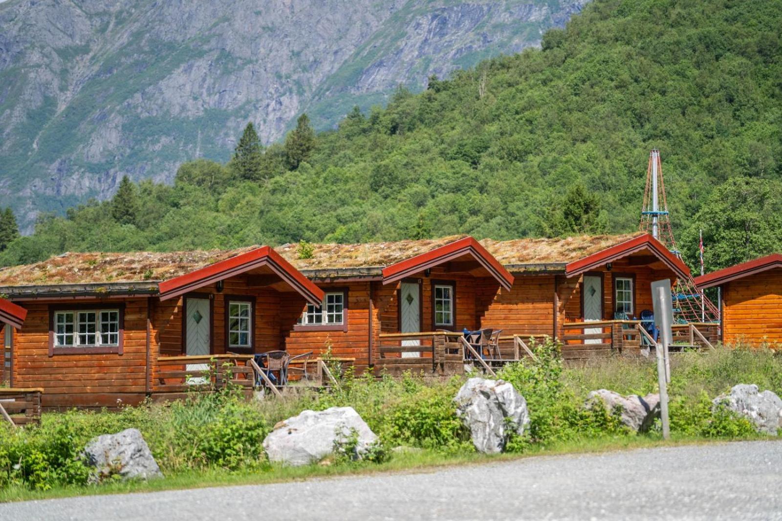 Trollstigen Camping And Gjestegard Åndalsnes Eksteriør billede
